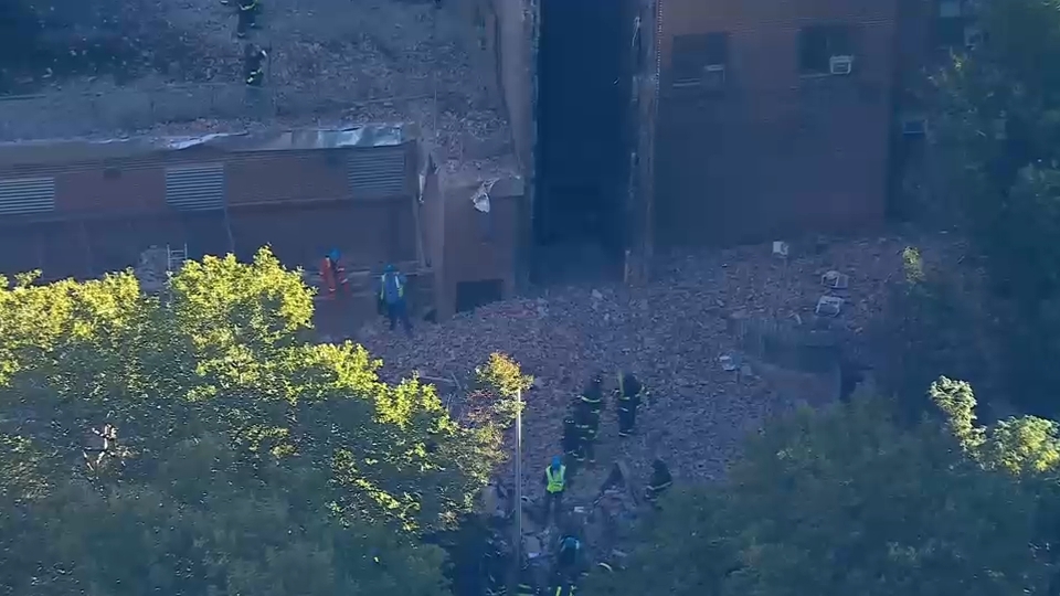 Gas explosion triggers bronx building collapse: No Injuries 2 17916815 100125 wabc collapse rubble img
