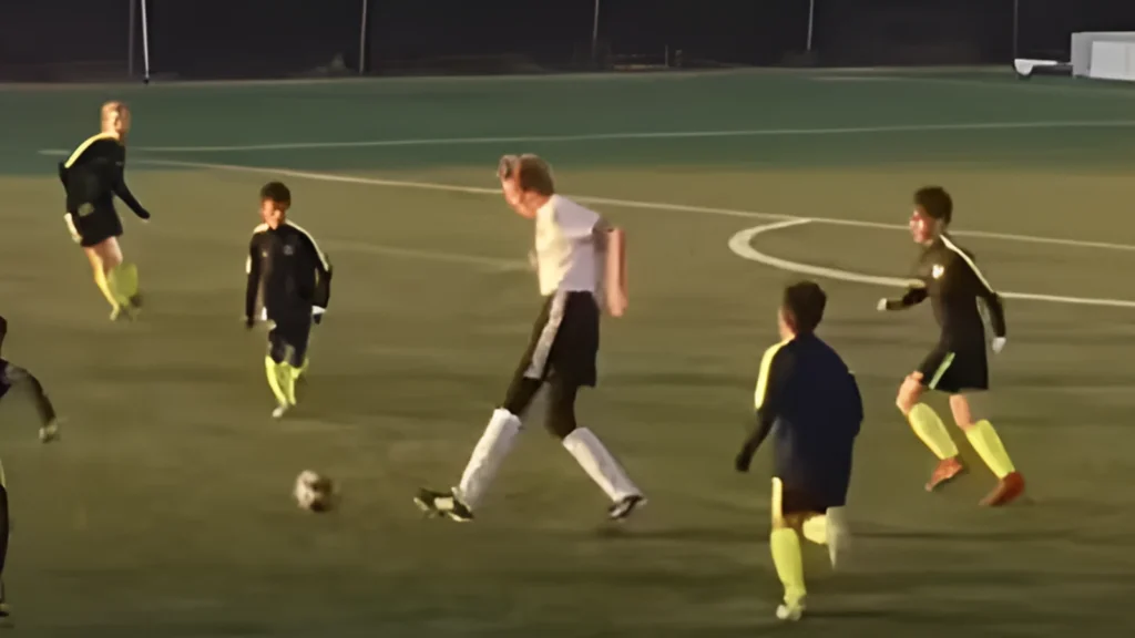 Does Barron Trump play basketball or soccer?